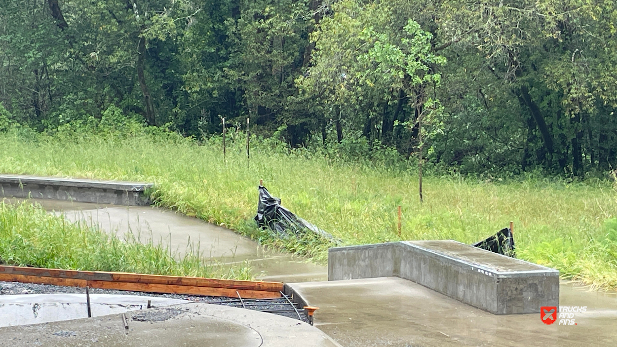 Creekside park skatepark